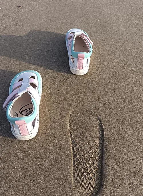 sandalias barefoot infantiles huellas